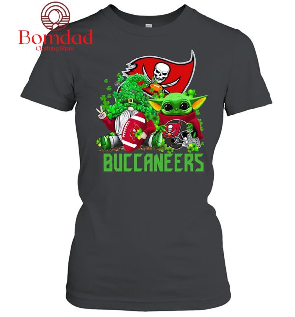 Tampa Bay Buccaneers Baby Yoda Happy St.Patrick’s Day Shamrock T Shirt