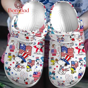 Peanuts Snoopy Independence Day America 4th Of July Crocs Clogs White Design